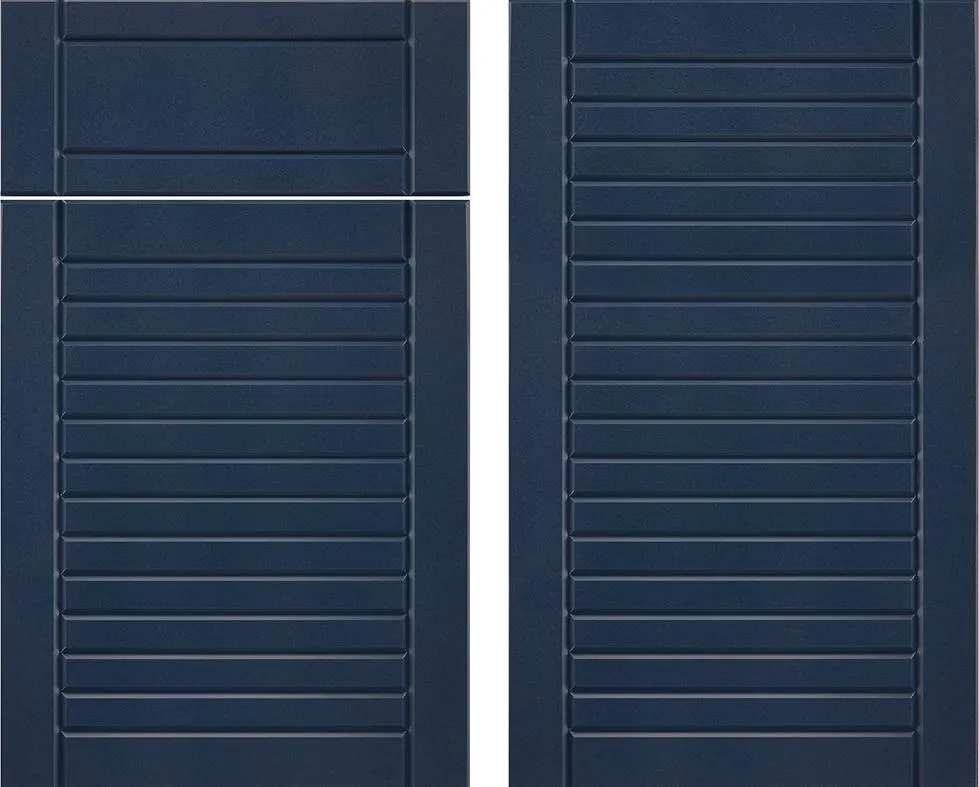 Symphony Blue finish in the Endura Club door