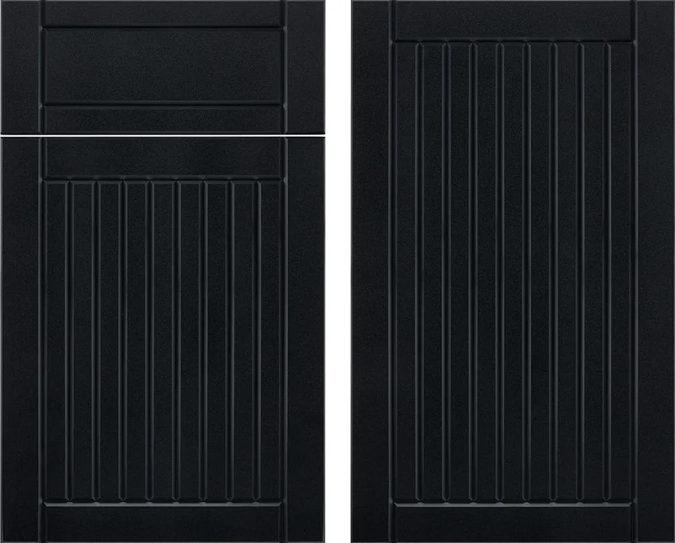 Black Jack finish in the Endura Oxford door