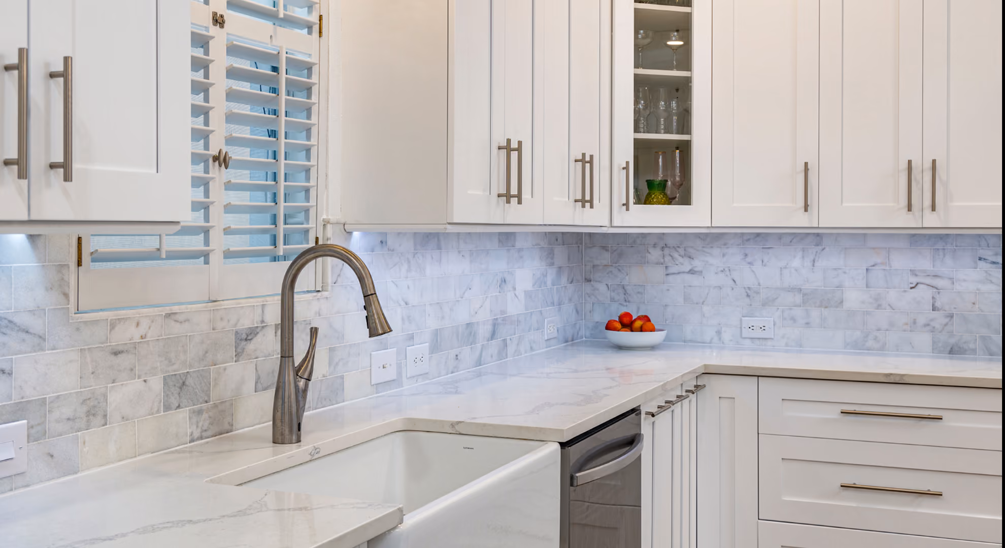 Kitchen: white shaker with farmhouse sink